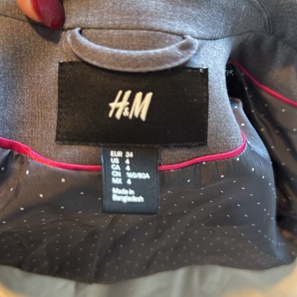 HM gray blazer - Picture 4 of 4